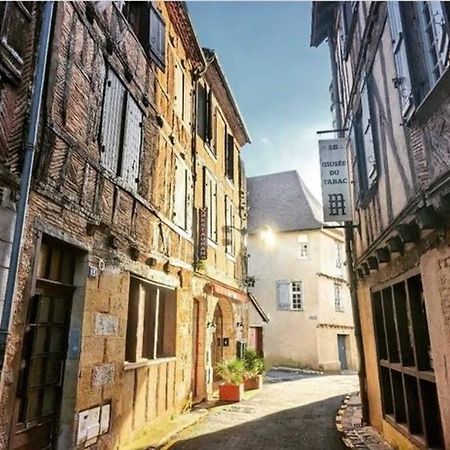 Appartement Au Coeur Du Centre Historique Bergerac Ngoại thất bức ảnh
